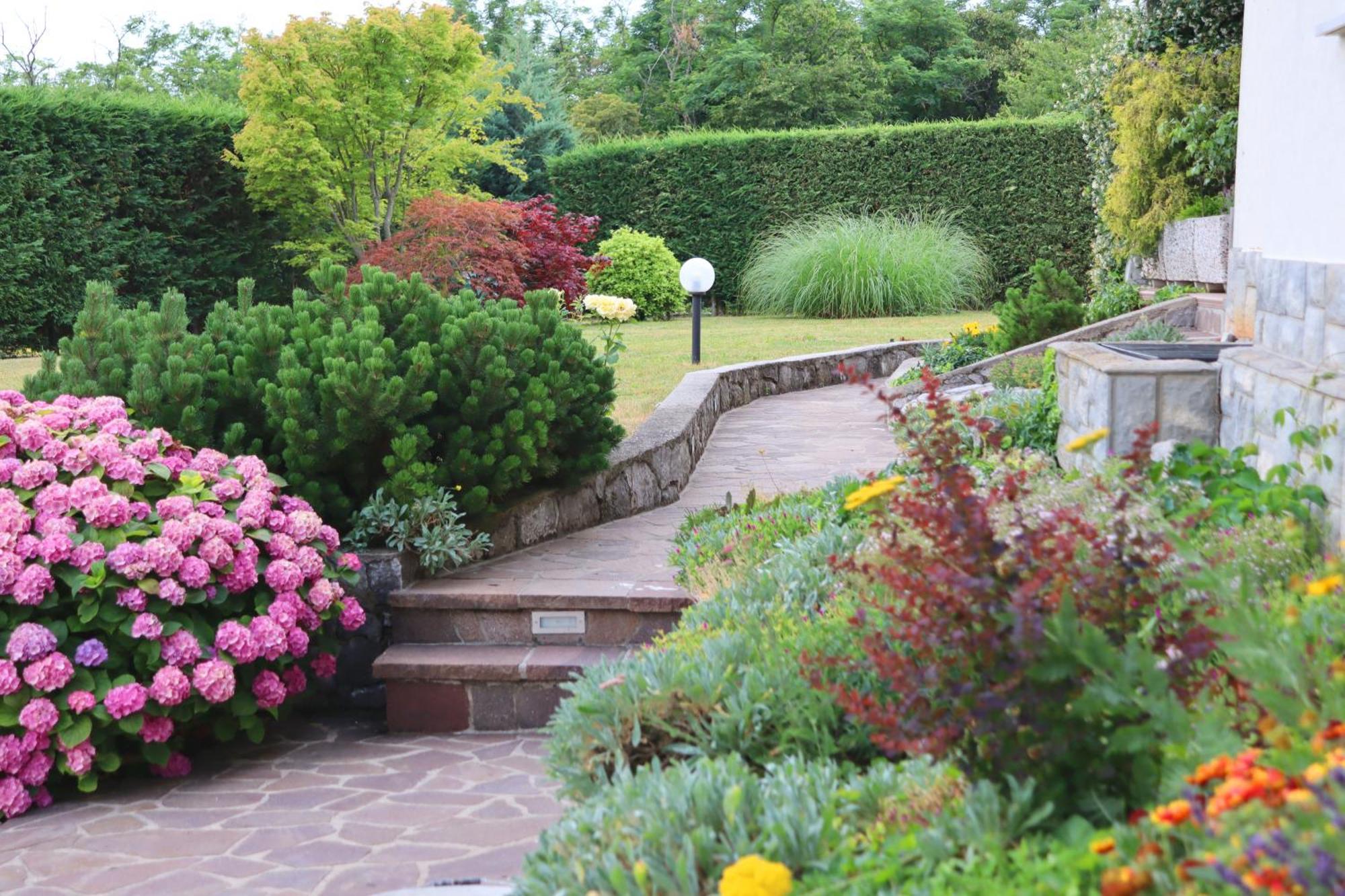 Garden Villa Štanjel Exteriör bild